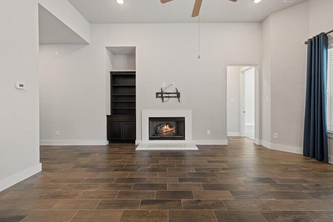 Building Photo - 13701 Ronald Reagan Blvd