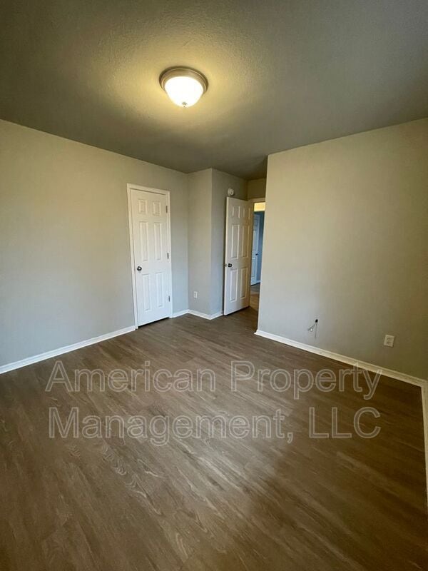 Building Photo - 11108 N 143rd E Ave