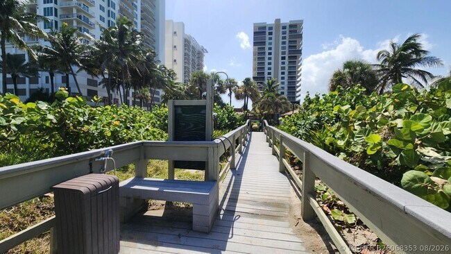 Building Photo - 3400 N Ocean Dr