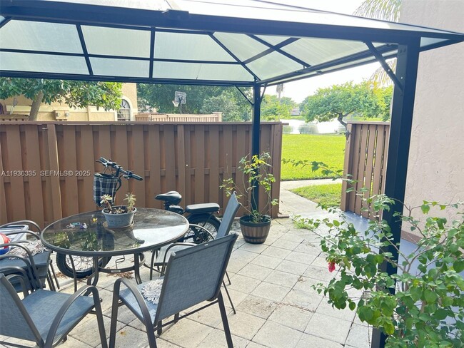 Building Photo - 8116 Severn Dr