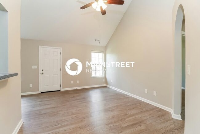 Building Photo - 3 Bedroom Pet-Friendly Home in Charlotte, ...