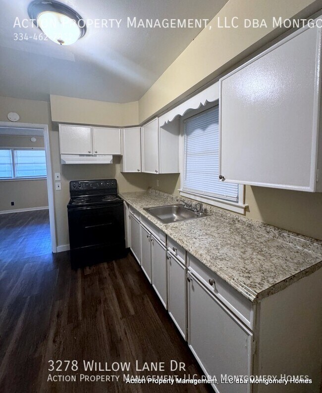 Building Photo - 3278 Willow Ln Dr