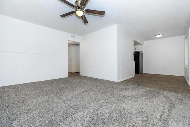 Interior Photo - Palisade Park Aparments