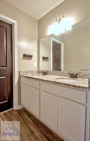 Building Photo - 224 Enclave Wy