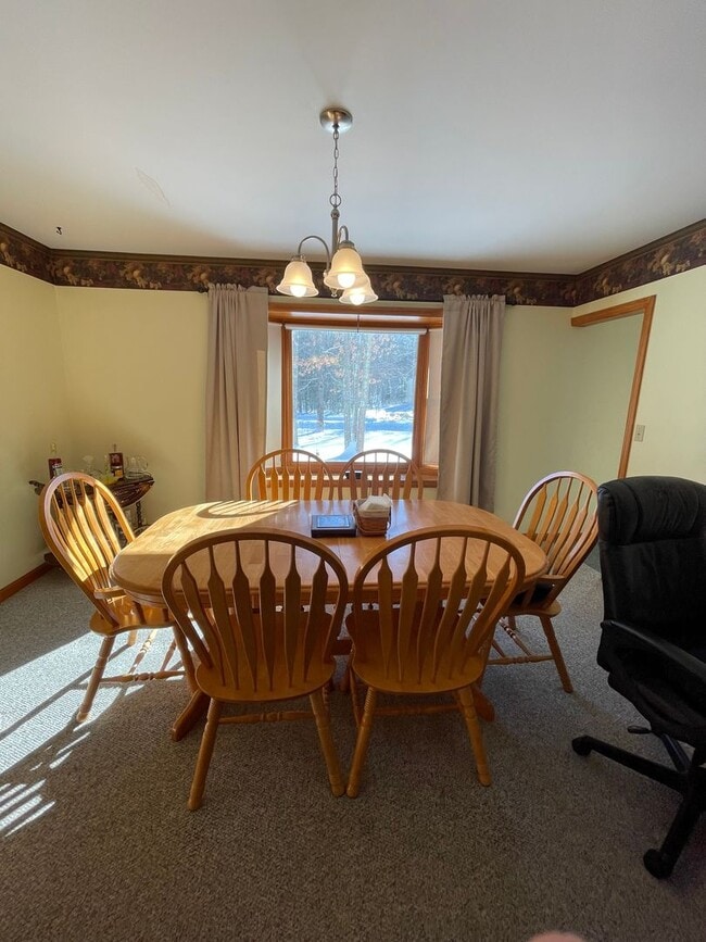 Building Photo - New listing!! A beautiful 3 bedroom 2.5 ba...