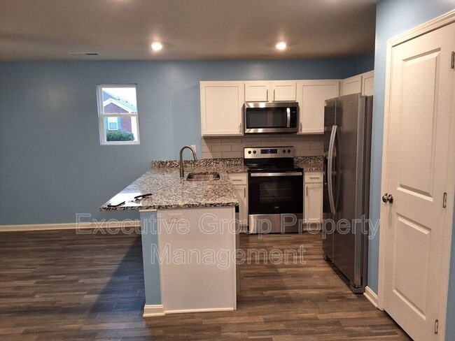 Building Photo - 101 Kestrel Ct