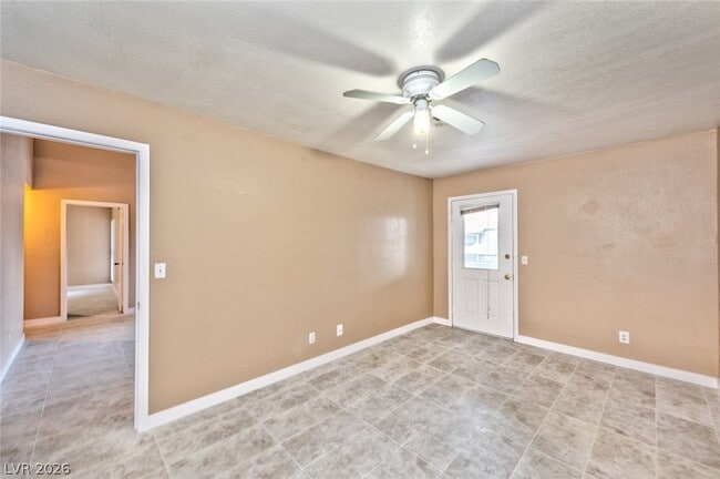 Building Photo - 3771 Shirebrook Dr