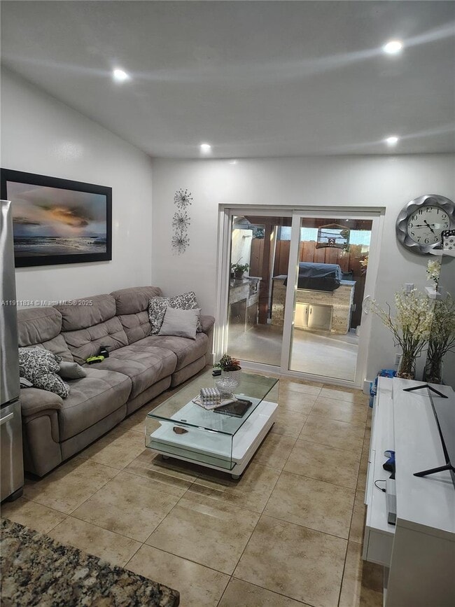 Building Photo - 10358 NW 128th Terrace