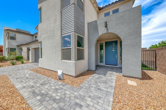 Building Photo - 1038 Delbrook Ave