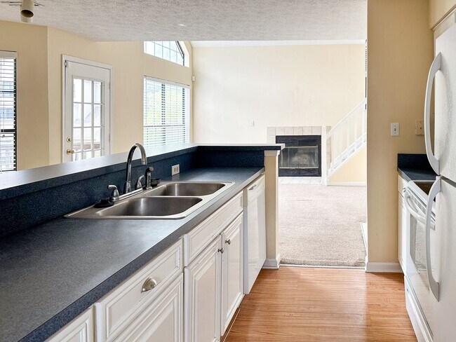 Building Photo - 742 Brookside Drive  #201 Newport News