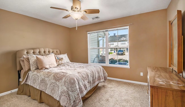 Building Photo - 12947 Townsend Dr