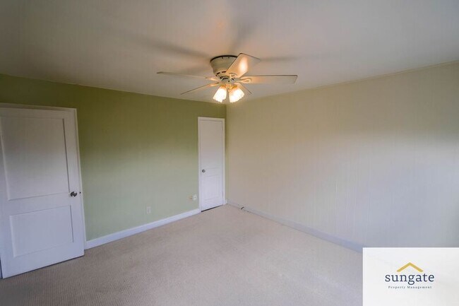 Building Photo - 8616 Pleasant Plains Rd