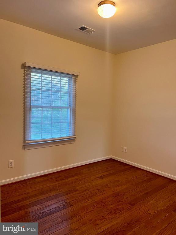 Building Photo - 6440 Hunting Springs Pl