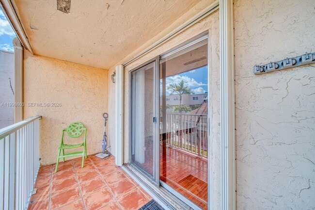 Building Photo - 840 SW 105th Ave