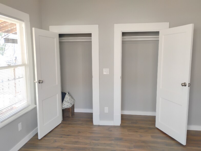 Building Photo - 1120 Rigsby Ave