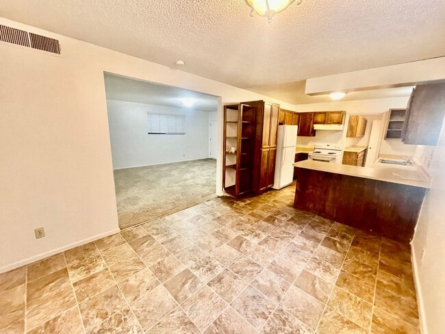 Building Photo - 3-BR Basement Duplex in Santa Clara