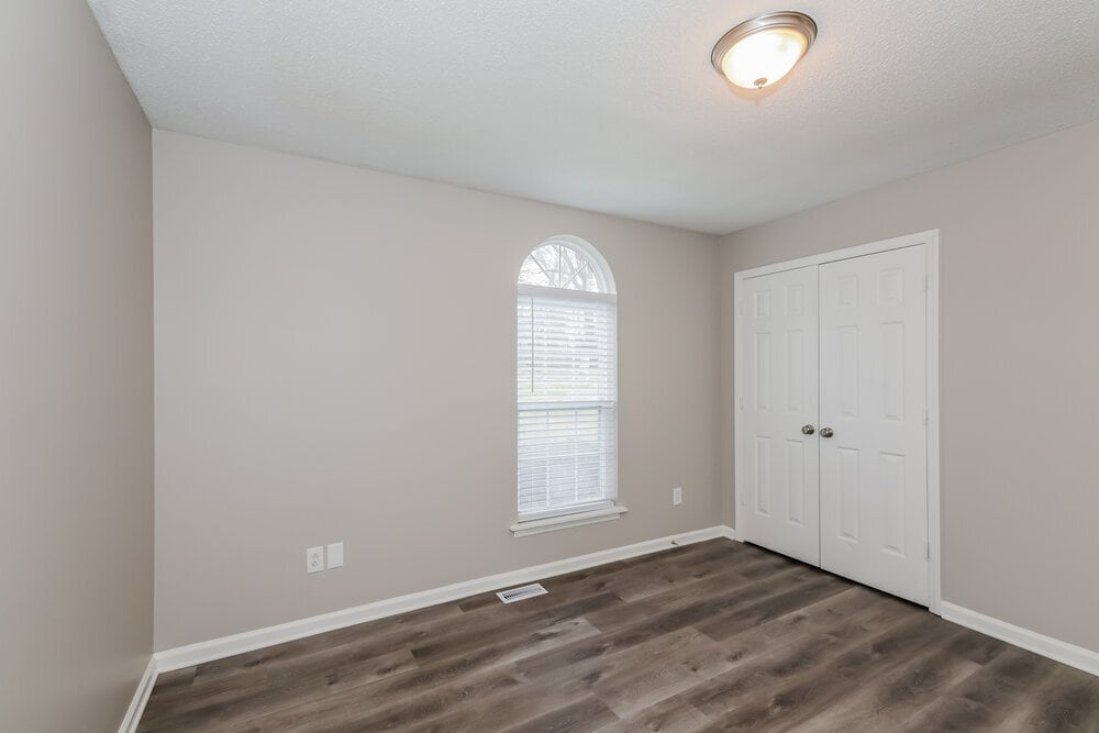 Building Photo - 109 Colonial Cir