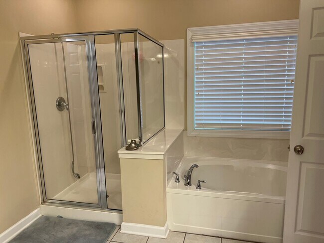 Building Photo - Baynard Park