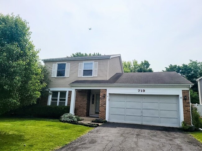 Primary Photo - 719 Radnor Dr