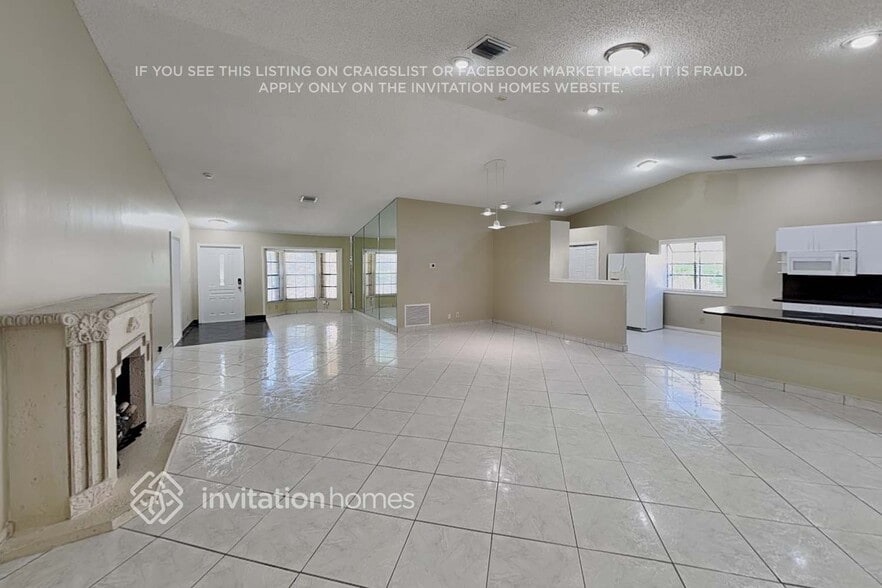 Building Photo - 9575 NW 25th Ct
