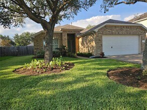 Building Photo - 2610 Slider Ct