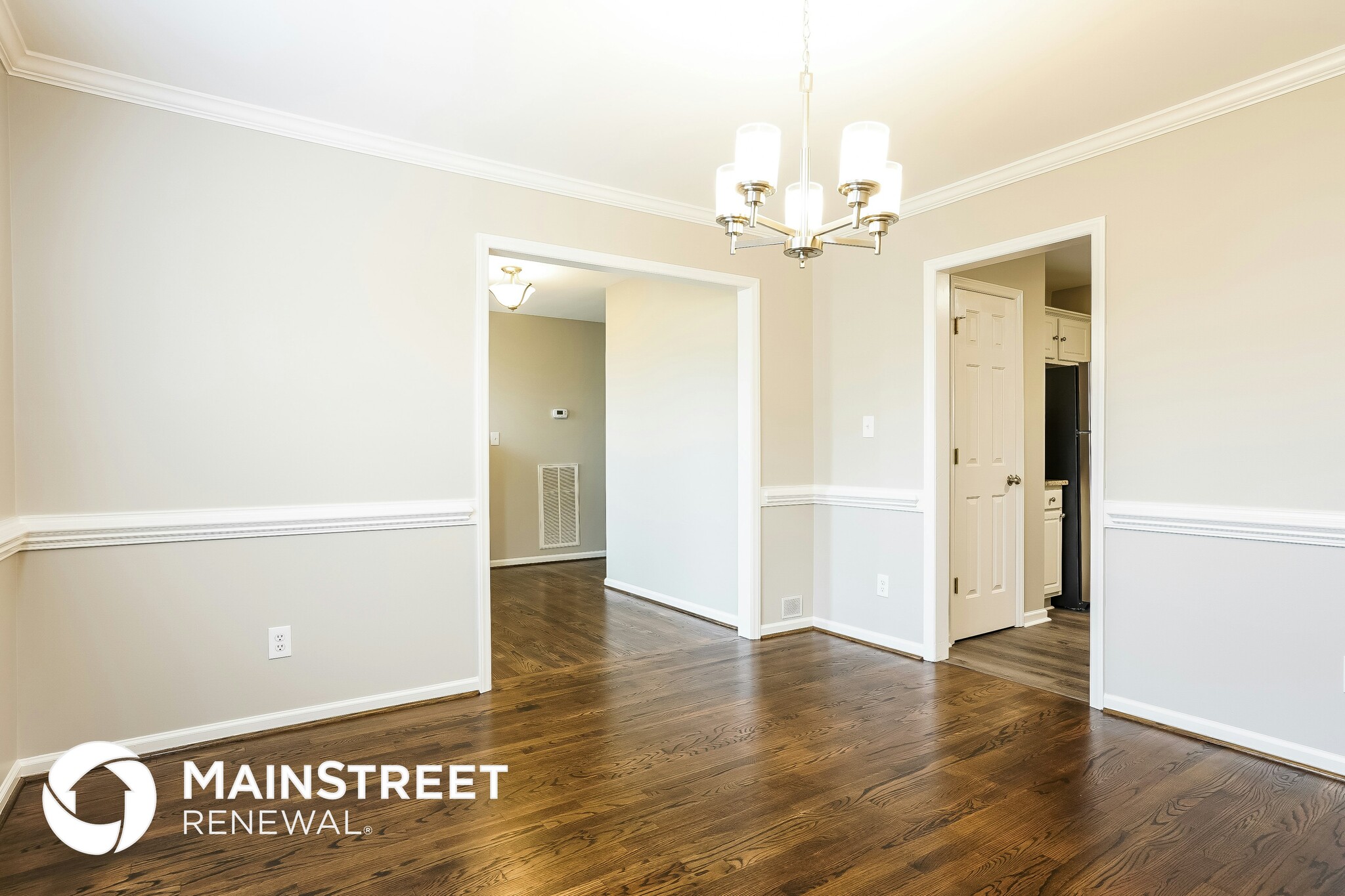 Building Photo - 114 Clarence Ln