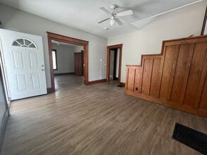 Building Photo - 2409 Iowa St