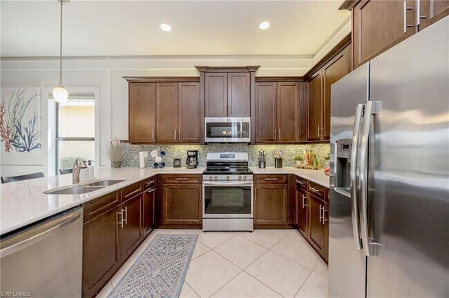 Building Photo - 13441 Coronado Dr