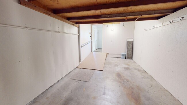 Building Photo - KL Jones Columbia