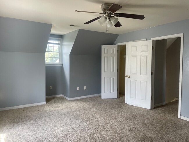 Building Photo - 4433 Hungary Glen Terrace