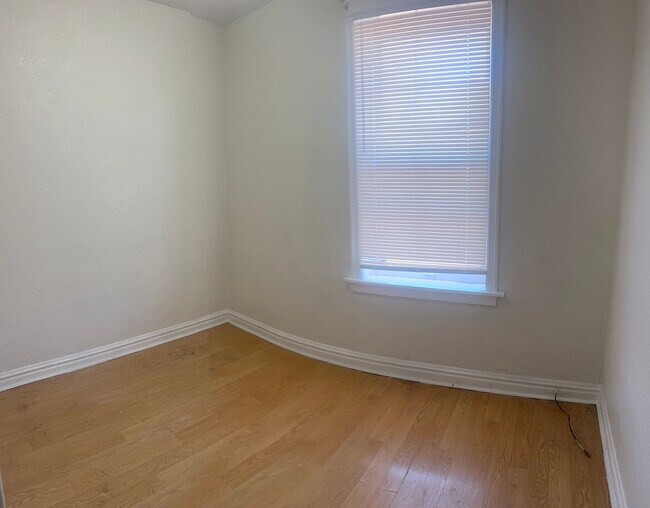 Building Photo - 4100 Virginia Ave