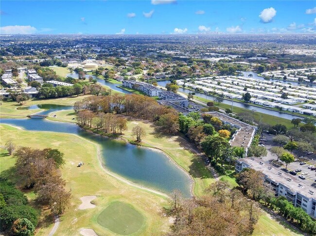 Building Photo - 8305 NW 61st St