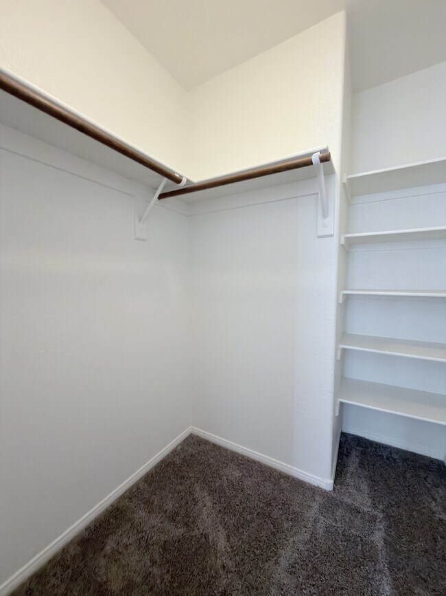 Building Photo - 8232 Fame Ave