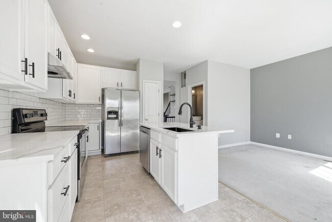 Building Photo - 14257 Hunters Run Way