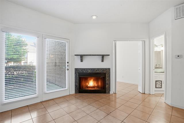 Building Photo - 5550 Spring Valley Rd