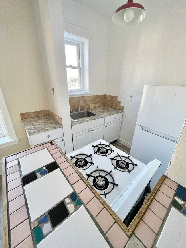 IMG_5722 - Cross Apartments