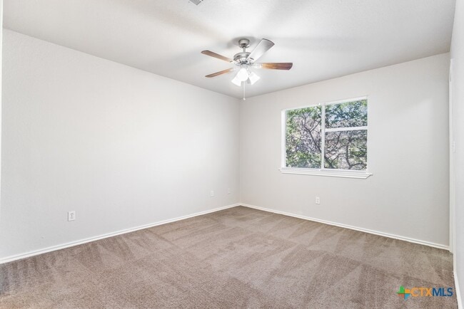 Building Photo - 832 Sagewood Trail