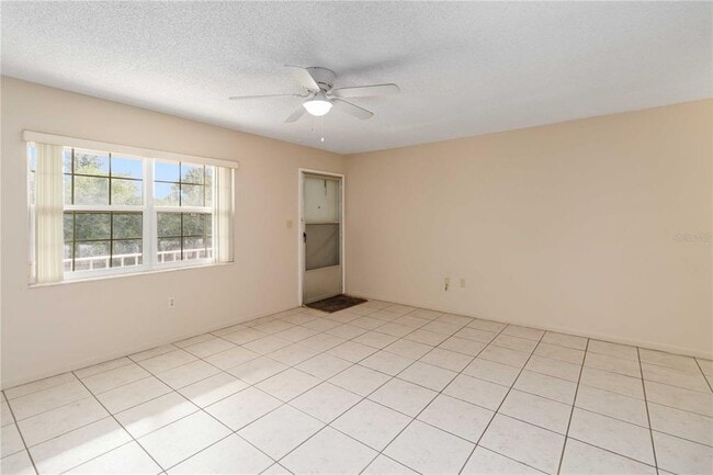 Building Photo - 2500 Lee Rd