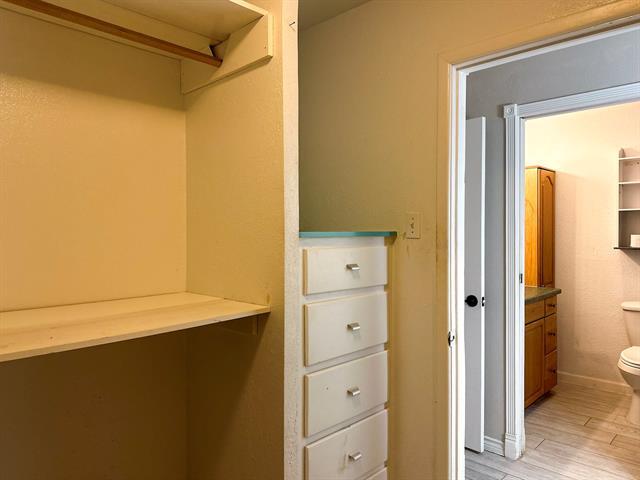 Building Photo - 1505 Ronne Dr