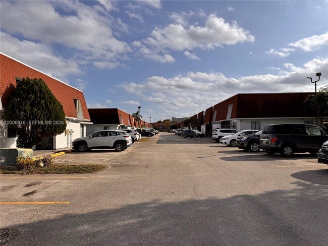 Building Photo - 401 NW 109th Ave