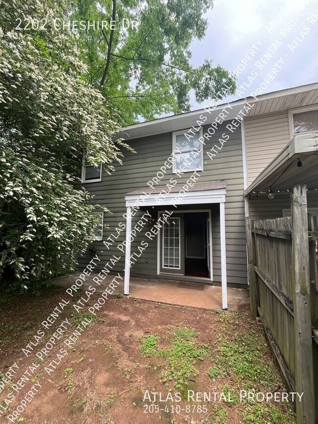 Building Photo - 2202 Cheshire Dr
