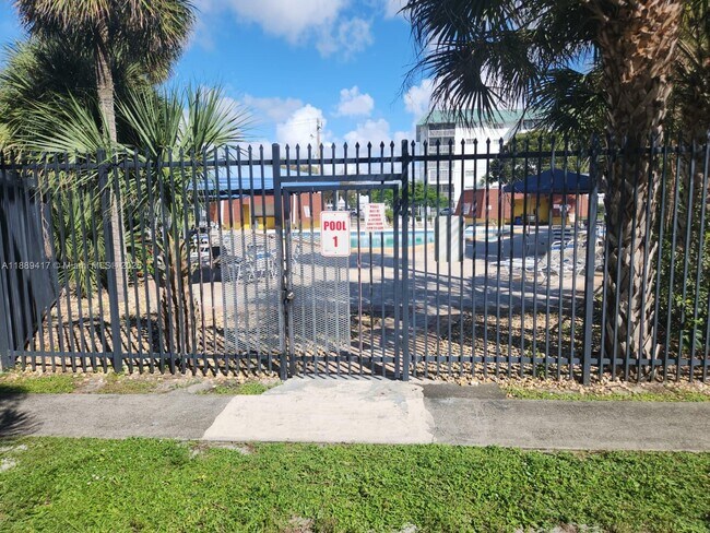 Building Photo - 4740 NW 21st St