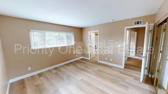 Building Photo - 15374 Calle Juanito