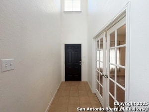 Building Photo - 2149 Hazelwood Dr