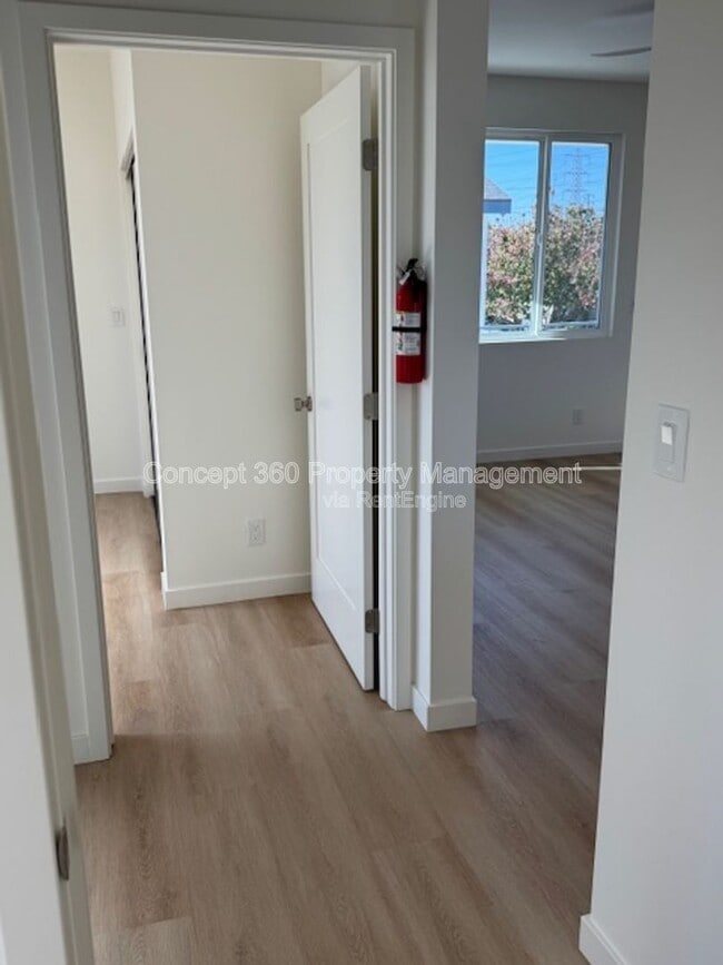 Building Photo - 6170 Briercrest Ave