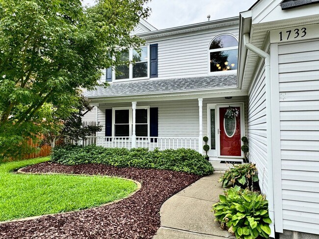 Building Photo - Ready 06-25-26! 4-Bedroom Home in Ocean Lakes! Nearby Bases - Fenced Backyard - Attached Garage!