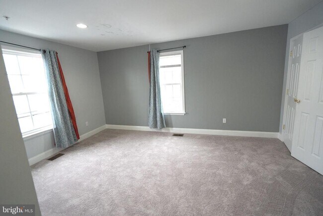 Building Photo - 6308 Ager Rd