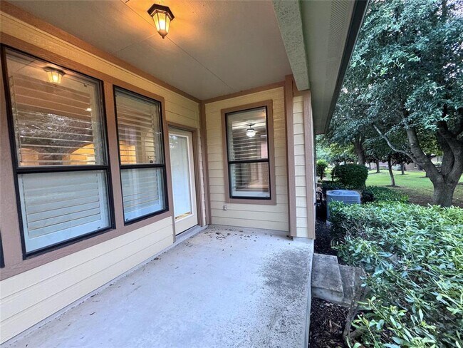 Building Photo - 4332 Teravista Club Dr