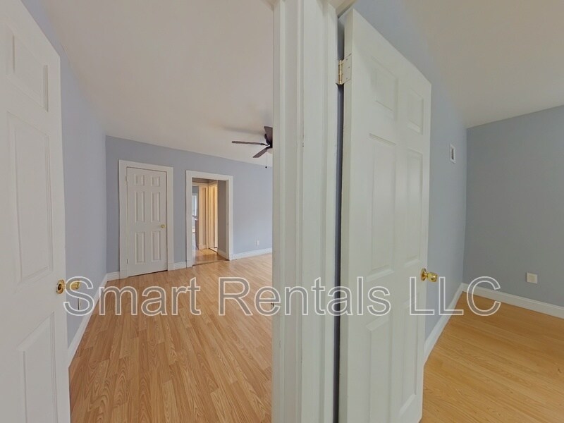 Building Photo - 3657 Gasconade St