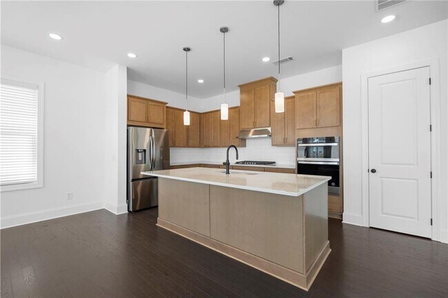 Building Photo - 1042 Winding Br Dr